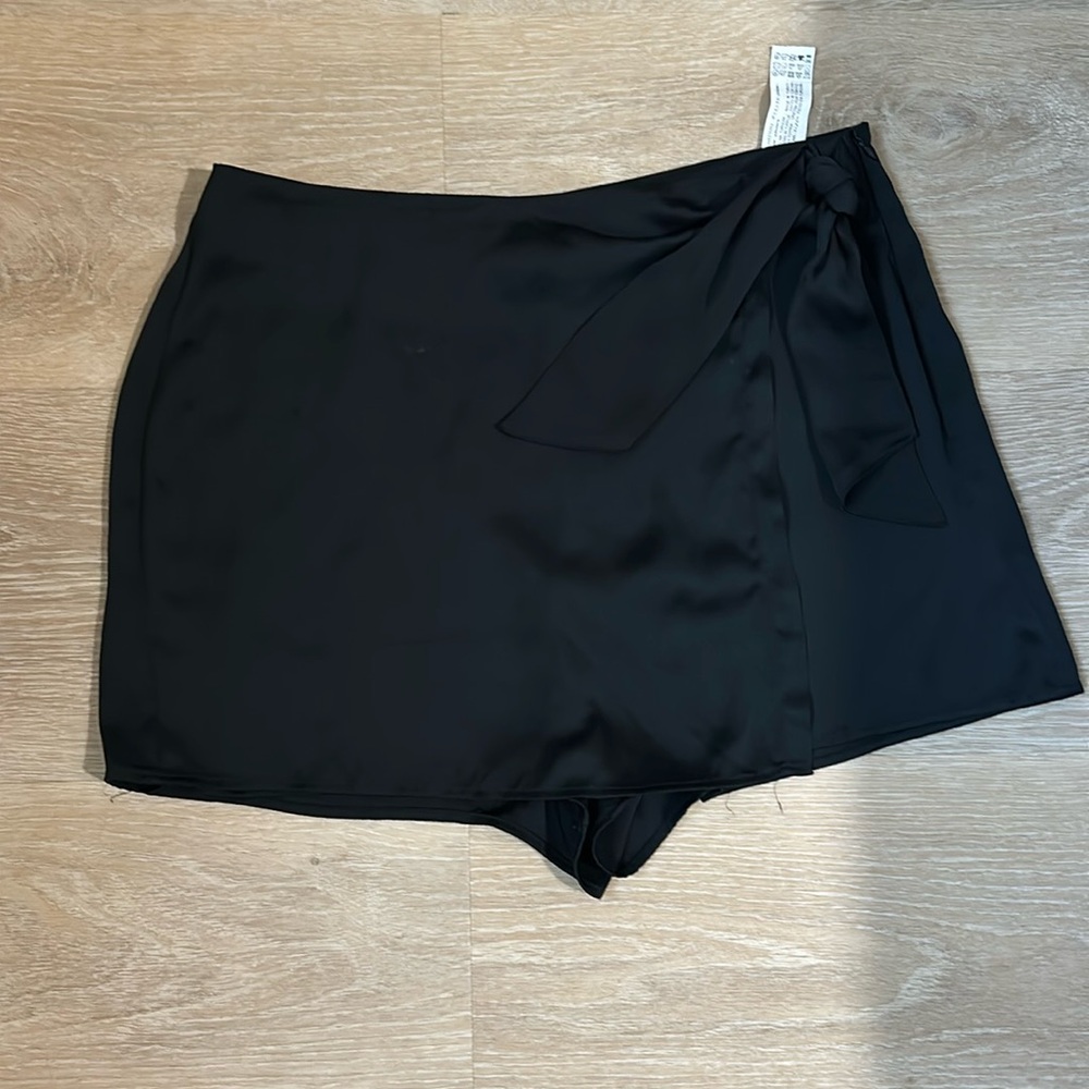 Satin black skort